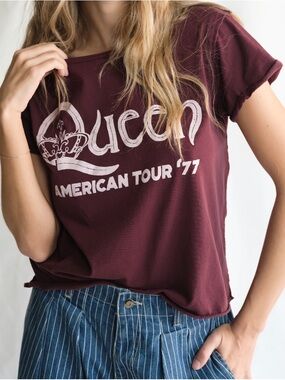 People of Leisure Queen Tee
